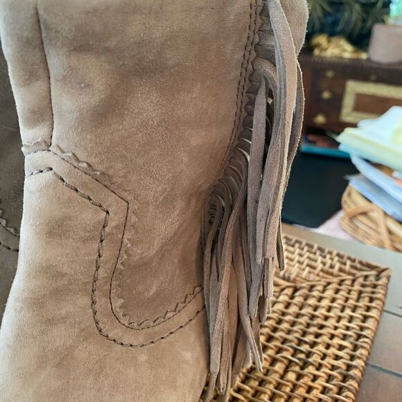 Sam Edelman Soft Suede Leather Fringe Booties 6.5 - Picture 3 of 10